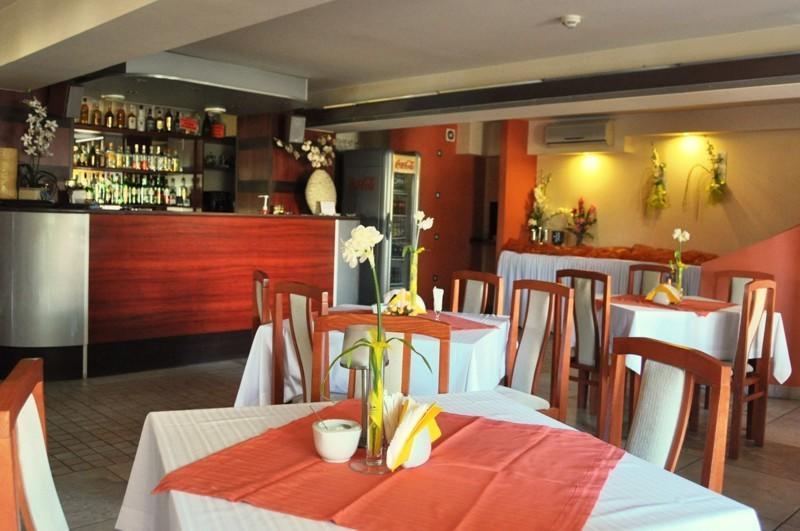 Hotel Zagiel Niewiesze Ngoại thất bức ảnh