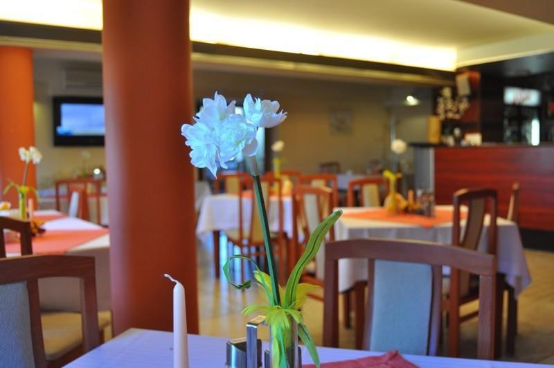 Hotel Zagiel Niewiesze Ngoại thất bức ảnh