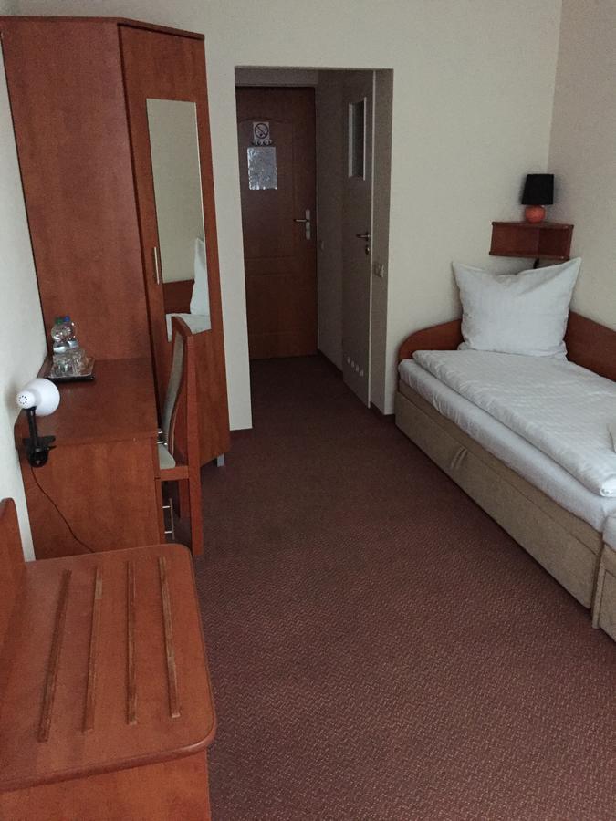 Hotel Zagiel Niewiesze Ngoại thất bức ảnh